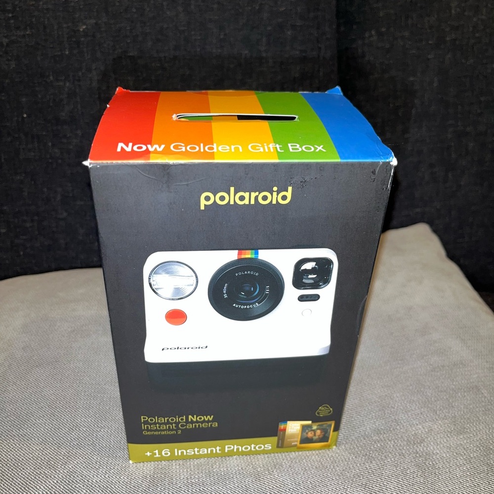 Polaroid Now Instant Camera with 16 Photos. Gen 2